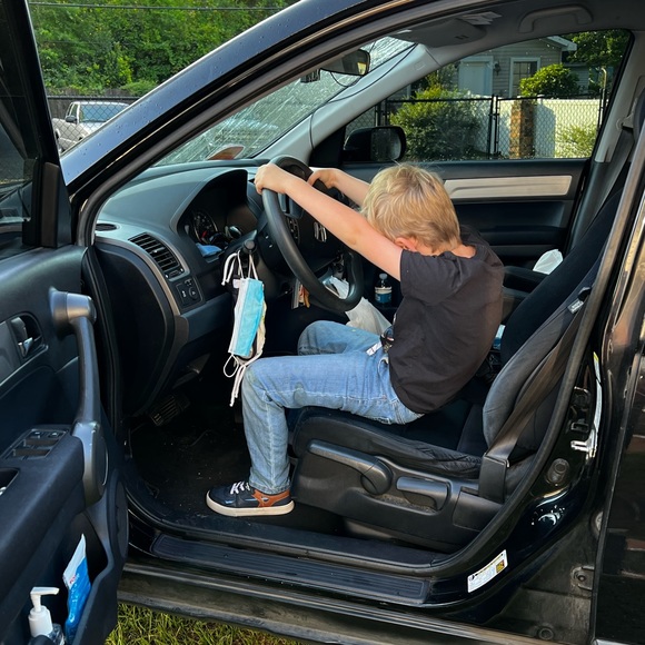 This is Oscar. He was my sweet pupper. RIP sweet dog. - Picture 4 of 8